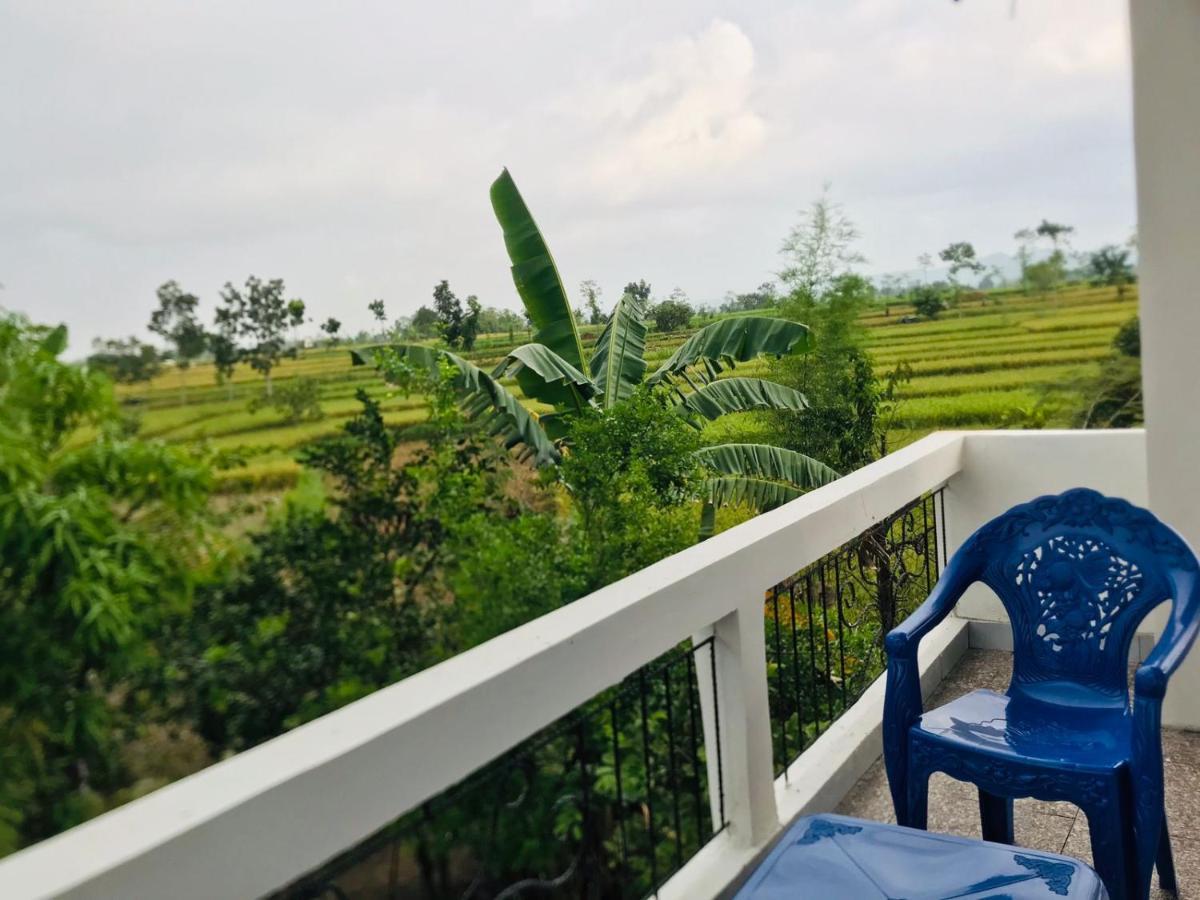 Tiara Homestay Plambi 外观 照片